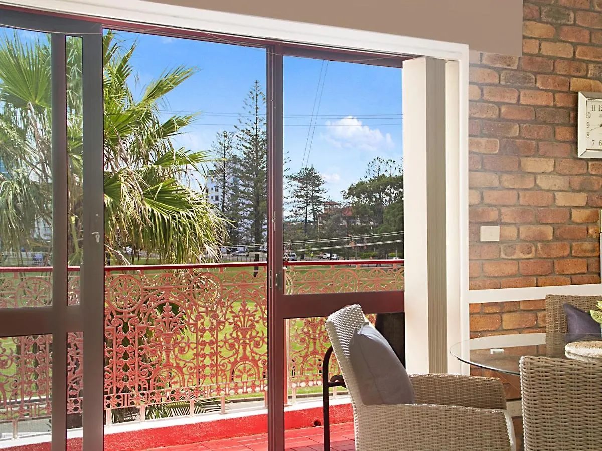 Coral Gardens Unit 2 Apartment Coolangatta Australia