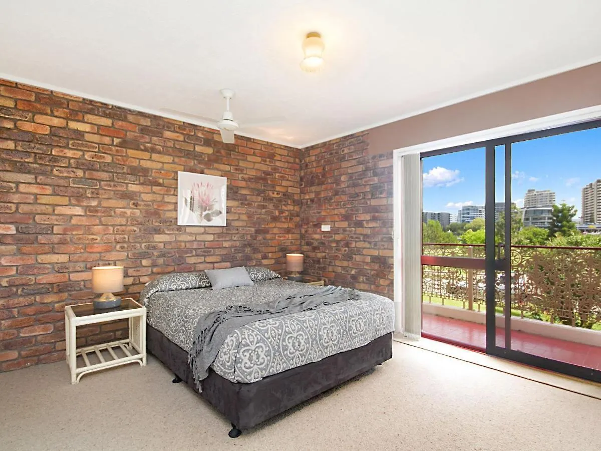 Coral Gardens Unit 2 Apartment Coolangatta 0*,  Australia